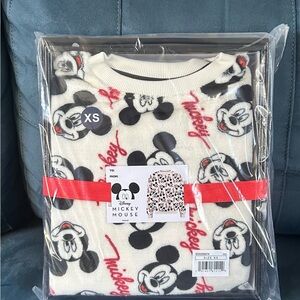 Micky Mouse Soft Snuggly Shirt